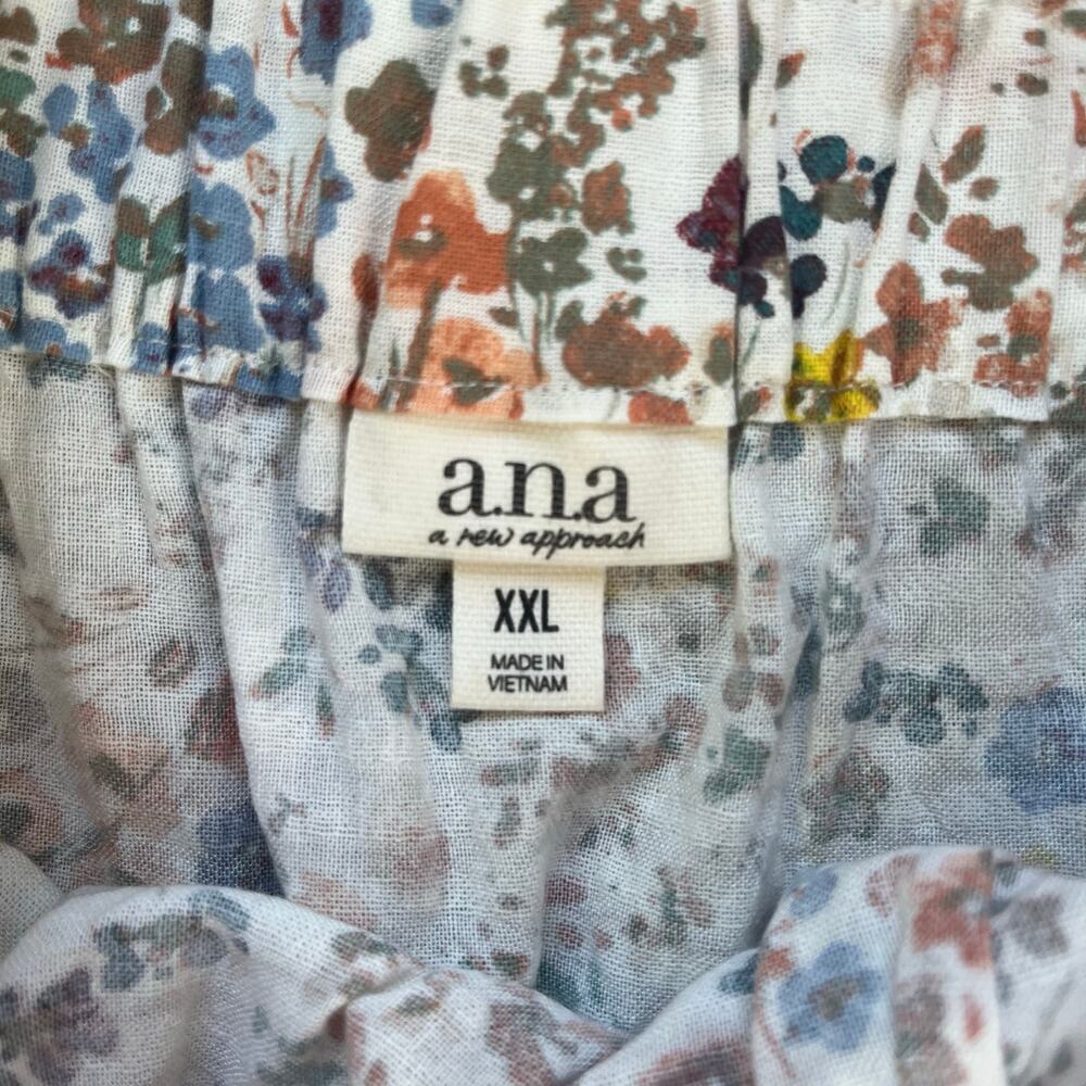 a.n.a. A New Approach Women's Floral Tank Top Size XXL. NEW - Picture 6 of 7